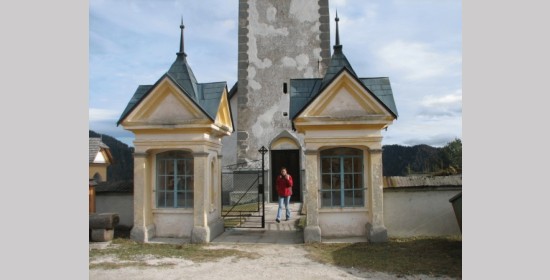 Kapelle des heiligen Martin beim Friedhof in Koprivna - Bild 1