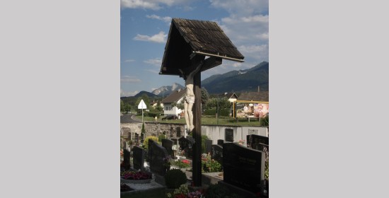 Neues Friedhofkreuz in Fürnitz - Bild 3