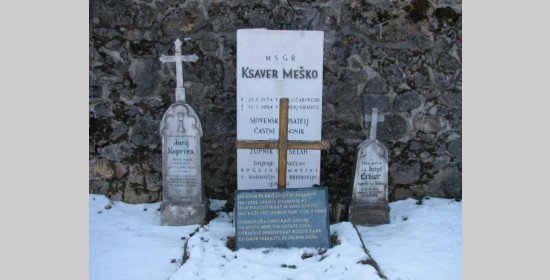 Grob Franca Ksaverja Meška - Slika 1