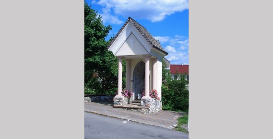 Nepomuk-Kapelle - Bild 1