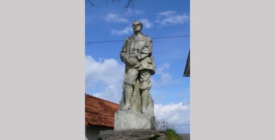 Kriegerdenkmal Theissenegg - Bild 1