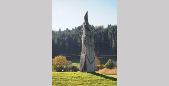 Skulptur "Urmutter Mondholz" - Bild 4