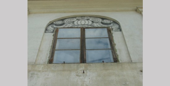 Fassadendekoration an der Pahernik-Villa, Vuhred - Bild 2