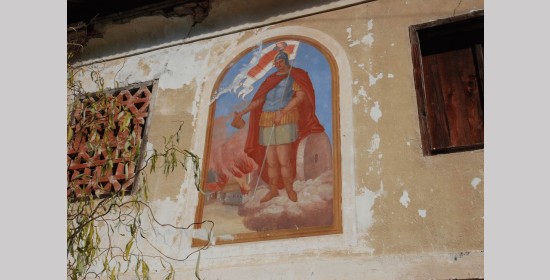 Motiv Sv. Florjana na Gnamoševem gospodarskem  poslopju - Slika 2