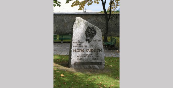 Gedenkstein Hans Kudlich - Bild 2