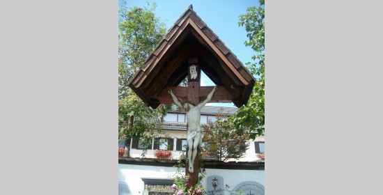 Pokopališki križ v Bilčovsu - Slika 2