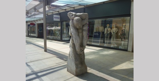 Skulptur Herzog Bernhard Platz - Bild 1