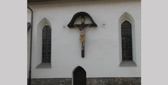 Pokopališki križ na cerkvi sv. Antona - Slika 1