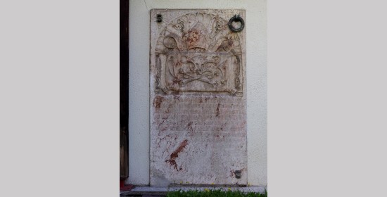 Wappengrabplatte  Abt Benedikt Taxer - Bild 1