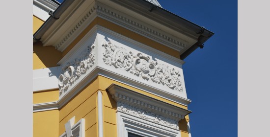 Fassadenornamentik am Hause Moro - Bild 4