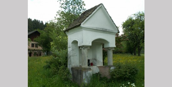 Črnivnik Kapelle - Bild 1