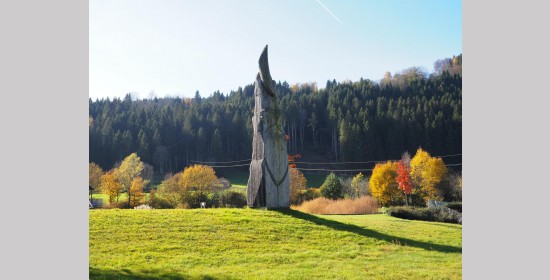 Skulptur "Urmutter Mondholz" - Bild 3