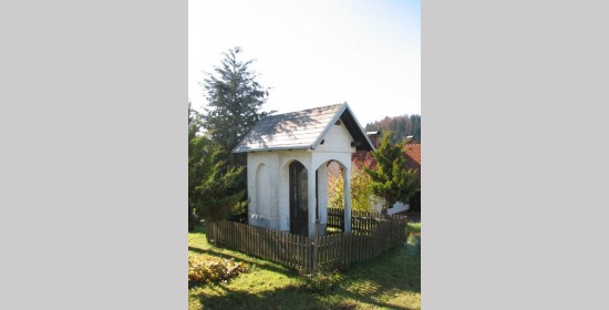 Močivnik Kapelle - Bild 1