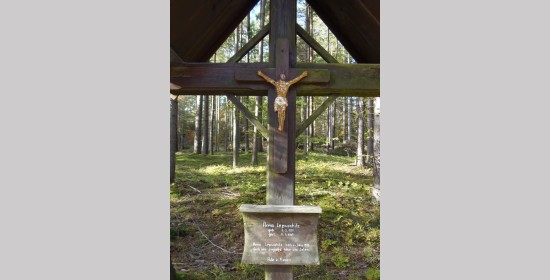 Lepuschitzev leseni križ - Slika 3