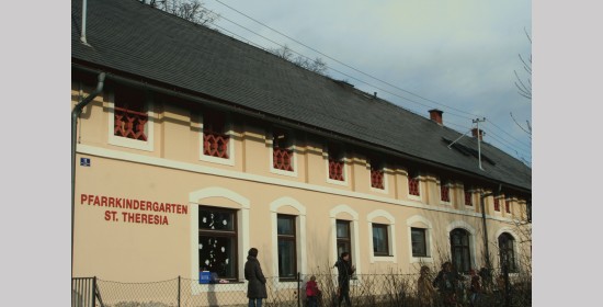 Rosette Kindergarten St. Theresia - Bild 1