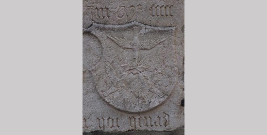 Wappengrabplatte Sibilla und Andreas Gadolt - Bild 2