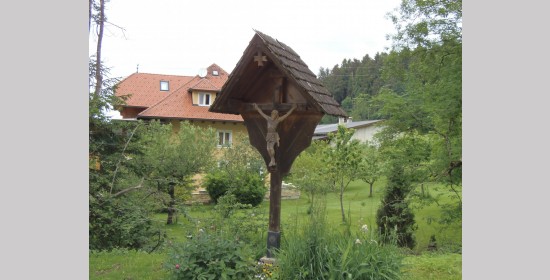 Kniebernigkreuz - Bild 1
