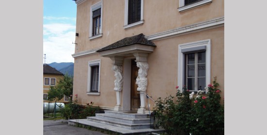 Karyatiden Wohnhaus Feistritz - Bild 2