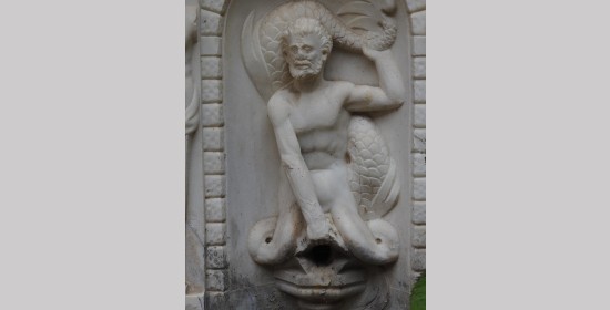 Wandbrunnen Schloss Karlsberg - Bild 4