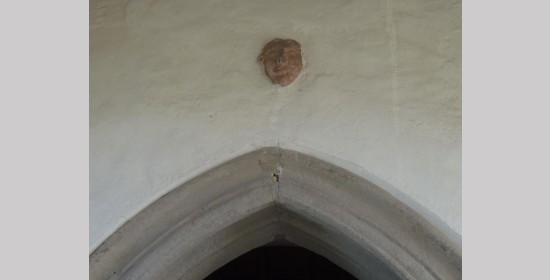 Gotisches Kopfrelief Pfarrkirche Poggersdorf - Bild 1