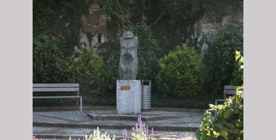 Skulptur "Weiblicher Torso" - Bild 2