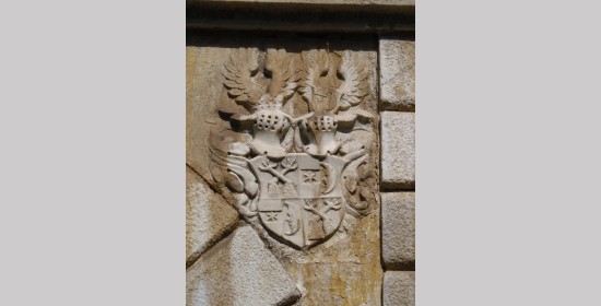 Wappenrelief am Südtor Schloss Reideben - Bild 6