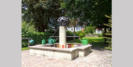 Brunnen Friedhof Arnoldstein - Bild 5