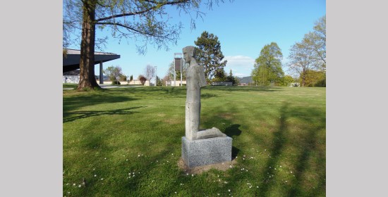 Freiplastik "Der Kniende" - Bild 2
