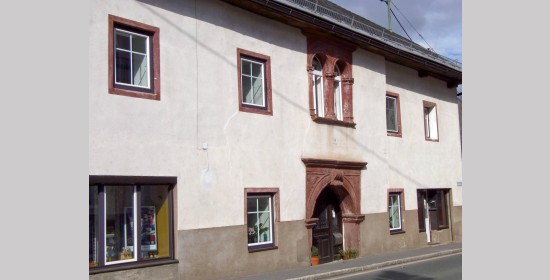 Sandsteinportal Bahnhofstraße 47 - Bild 2