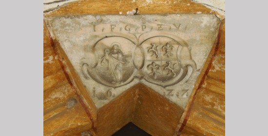 Doppelwappen Pfarrkirche St. Michael - Bild 1
