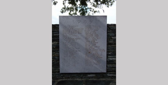 Kriegerdenkmal Grafenstein alt - Bild 5