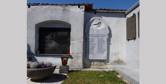 Gefallenengedenkstein 1. Weltkrieg St. Donat - Bild 1
