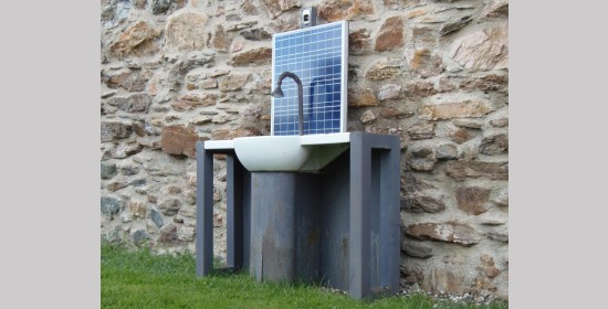 Installation "Sunlight to water" - Bild 1
