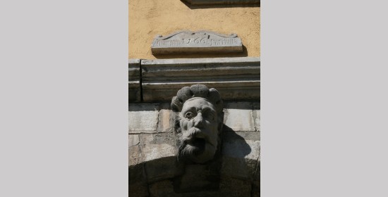 Portal Schloss Bayerhofen - Bild 3