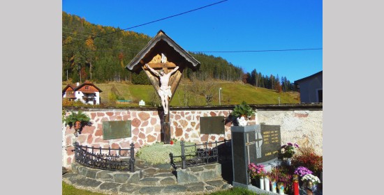 Kriegerdenkmal Kreuzen - Bild 1