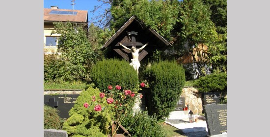 Friedhofskreuz Petschnitzen - Bild 2