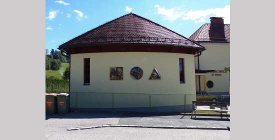 Fassadengestaltung VS St. Johann - Bild 1