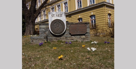 Gedenkstein 850 Jahre St. Veit - Bild 3