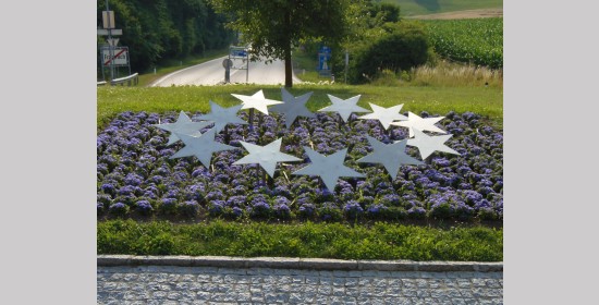 Verkehrsinsel Framrach - Bild 2