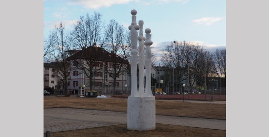 Freiplastik "Dreiergruppe" - Bild 2