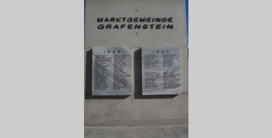 Kriegerdenkmal Grafenstein neu - Bild 6
