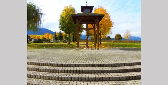 Friedhofskreuz Feistritz - Bild 6