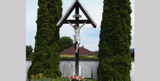 Friedhofskreuz Grafenstein, neuer Friedhof - Bild 1