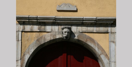 Portal Schloss Bayerhofen - Bild 2
