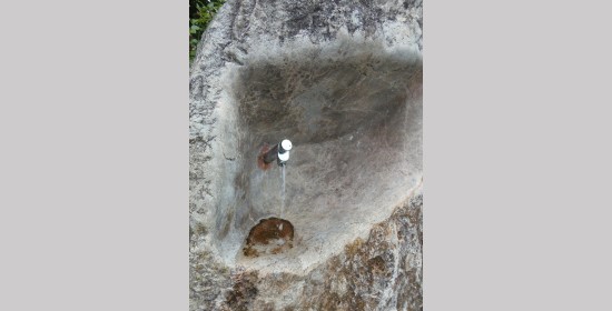 Dorfbrunnen Pöckau - Bild 4