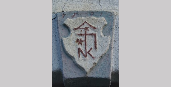 Hauszeichen Kirchgasse - Bild 1