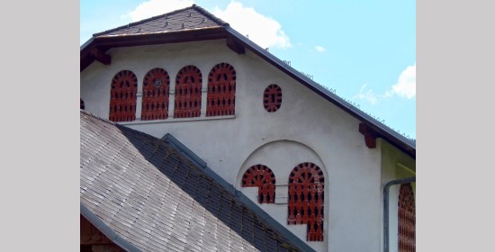 Ziegelgitterfenster Stadel Gut Sachsenhof - Bild 3