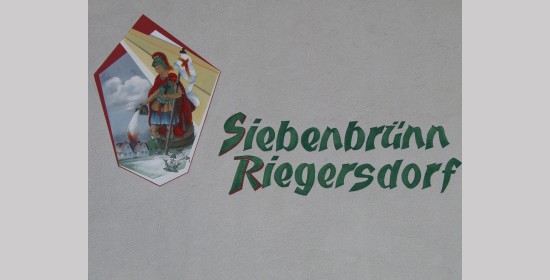 Heiliger Florian am Rüsthaus Siebenbrünn-Riegersdorf - Bild 3