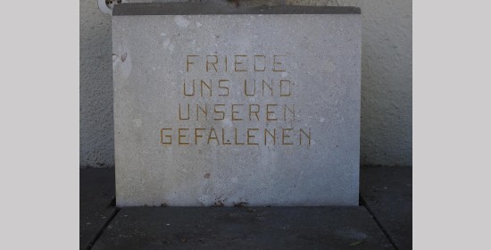 Gefallenengedenkkreuz Pfarrkirche Arnoldstein - Bild 6
