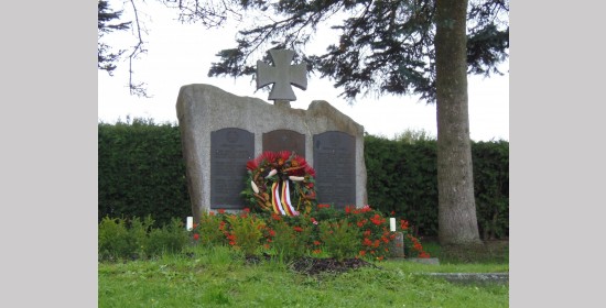 Kriegerdenkmal Siebending - Bild 1